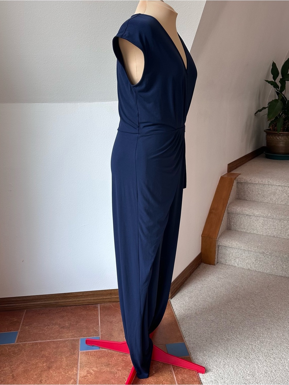 Michael Kors Jumpsuit Womens Sz L Navy Stretch Wide Leg Draped Gold-Tone Buckle - Picture 8 of 14